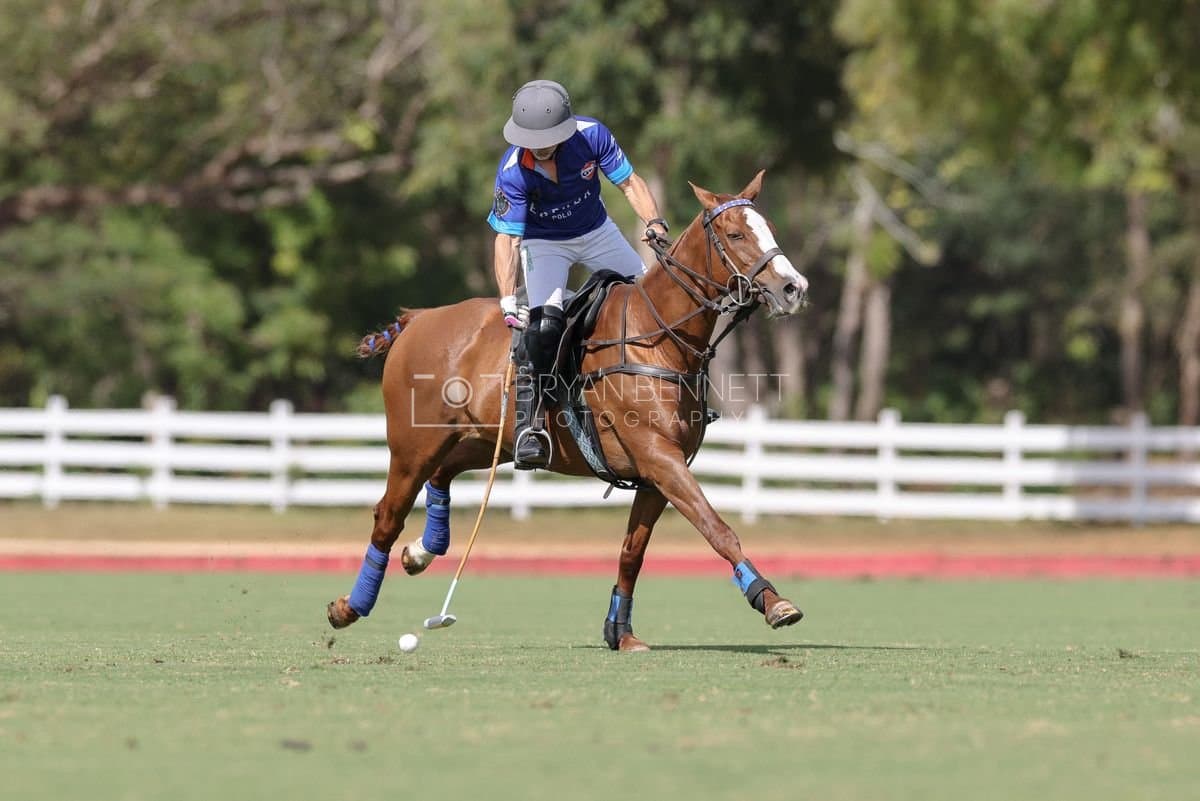 La Romanza 3J and La Espada Gulf play polo during the Copa Britanica at Casa de Campo Polo Club in La Romana, Dominican Republic on March 6, 2026. (Photos by Bryan Bennett)