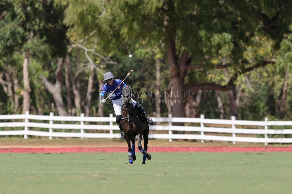 La Romanza 3J and La Espada Gulf play polo during the Copa Britanica at Casa de Campo Polo Club in La Romana, Dominican Republic on March 6, 2026. (Photos by Bryan Bennett)