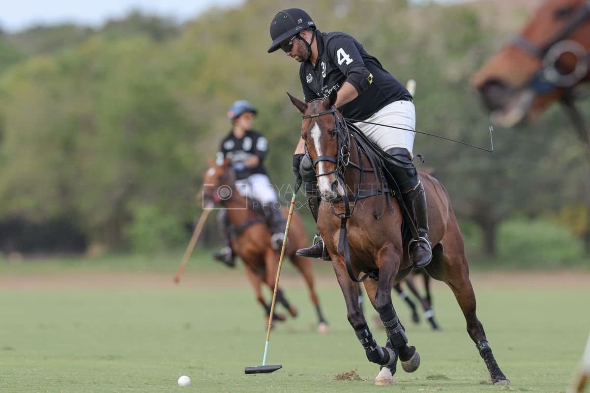Lechuza Caracas and La Romanza 3J play polo during the Copa Britanica at Casa de Campo in La Romana, La Romana, Dominican Republic on March 1, 2026. (Photos by Bryan Bennett)
