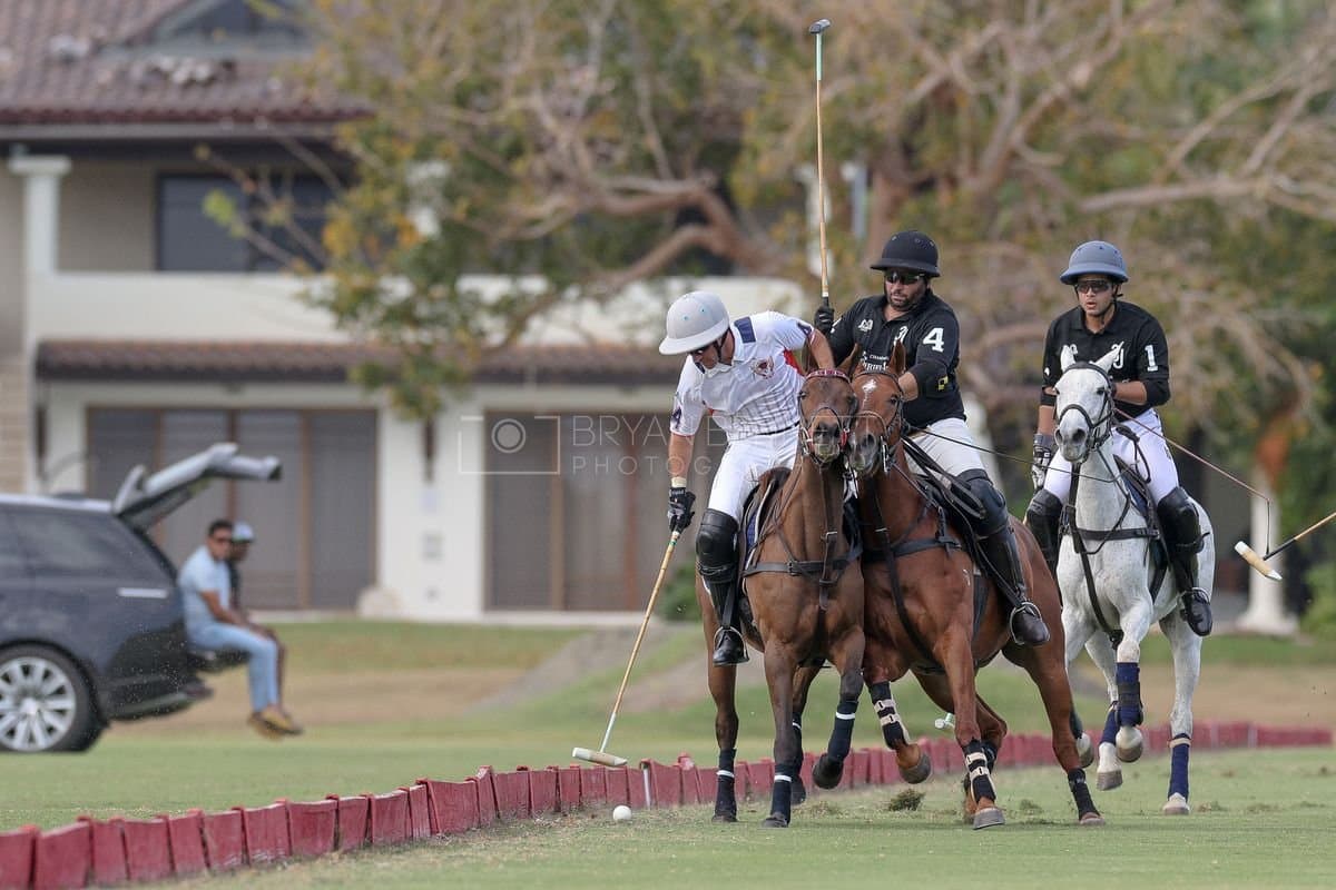 Lechuza Caracas and La Romanza 3J play polo during the Copa Britanica at Casa de Campo in La Romana, La Romana, Dominican Republic on March 1, 2026. (Photos by Bryan Bennett)