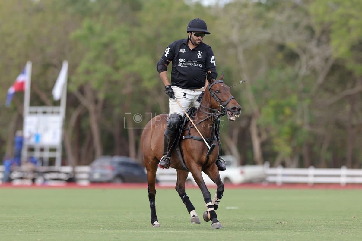 Lechuza Caracas and La Romanza 3J play polo during the Copa Britanica at Casa de Campo in La Romana, La Romana, Dominican Republic on March 1, 2026. (Photos by Bryan Bennett)